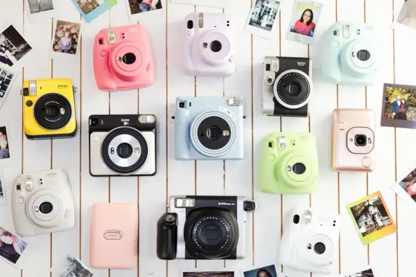 Zdjęcia w stylu Instaxa - Sekret prawdziwego klimatu retro